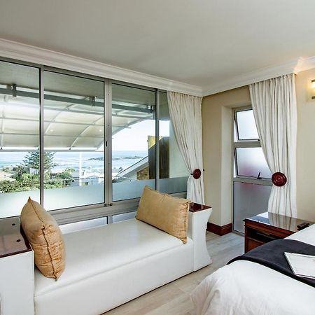 Blaauw Village Guest House Bloubergstrand Buitenkant foto