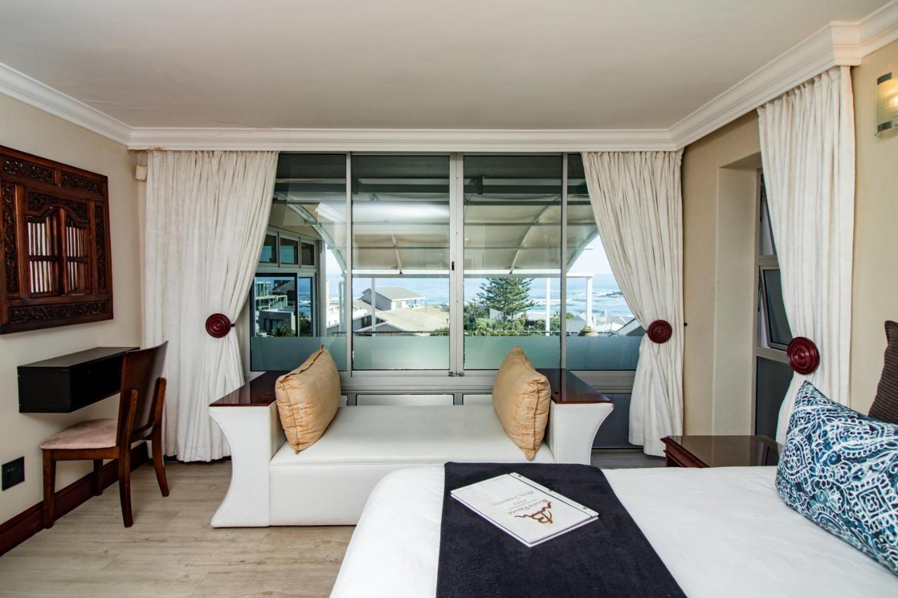 Blaauw Village Guest House Bloubergstrand Buitenkant foto