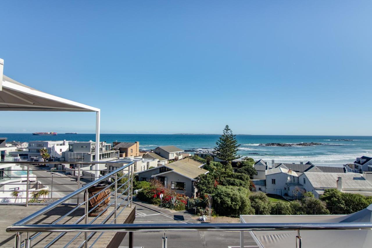 Blaauw Village Guest House Bloubergstrand Buitenkant foto