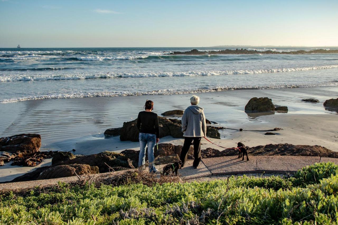 Blaauw Village Guest House Bloubergstrand Buitenkant foto