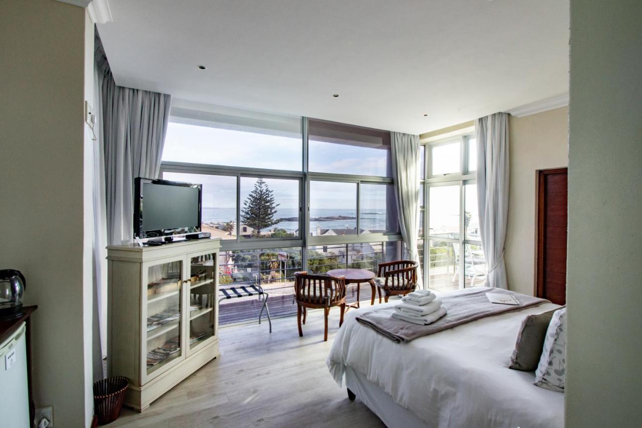 Blaauw Village Guest House Bloubergstrand Buitenkant foto