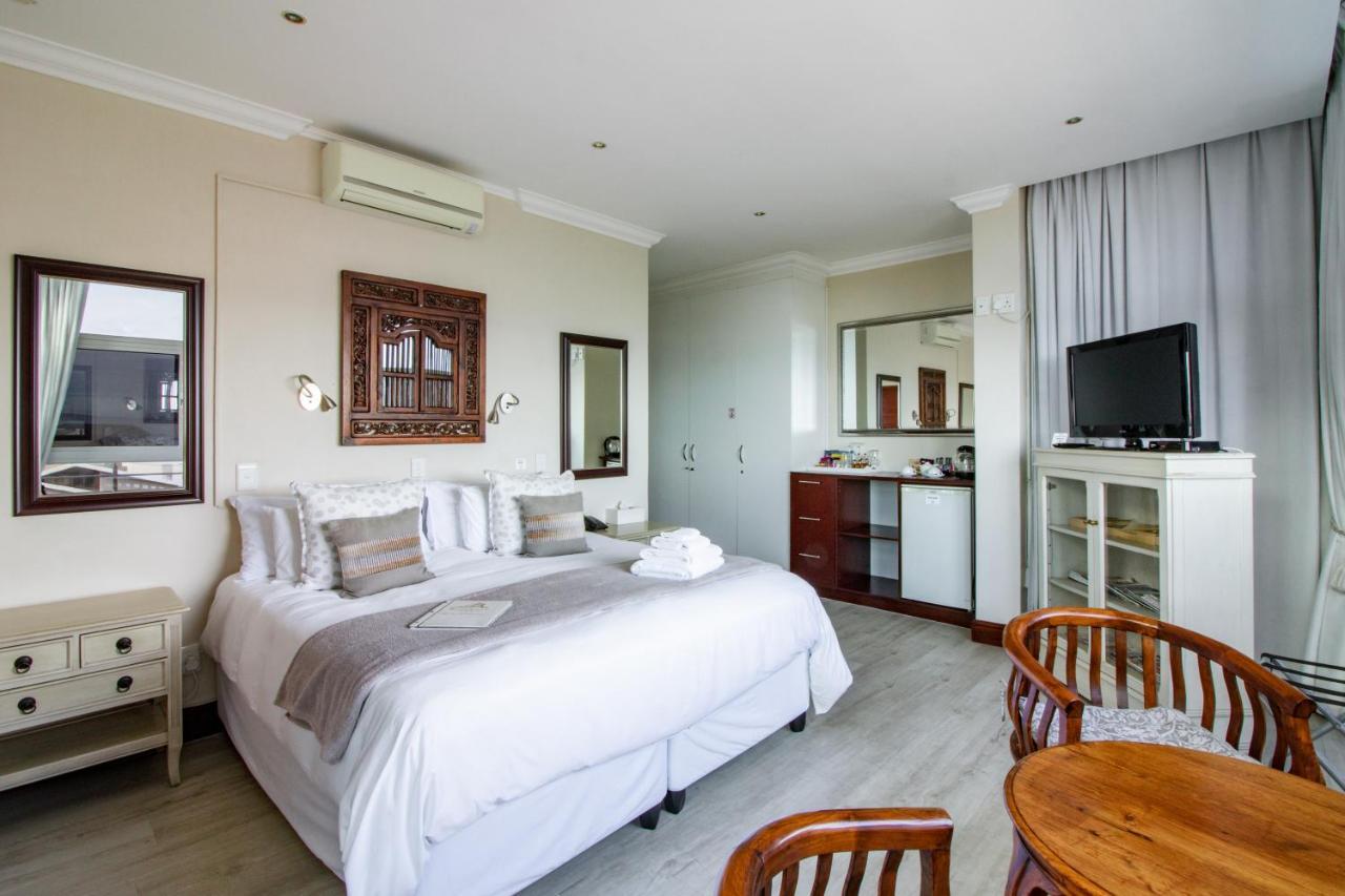 Blaauw Village Guest House Bloubergstrand Buitenkant foto