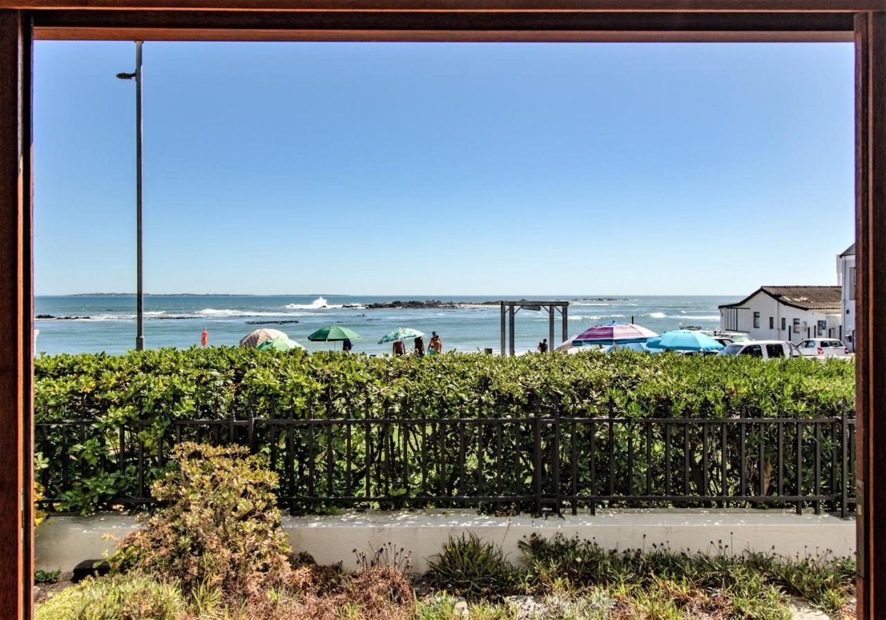 Blaauw Village Guest House Bloubergstrand Buitenkant foto