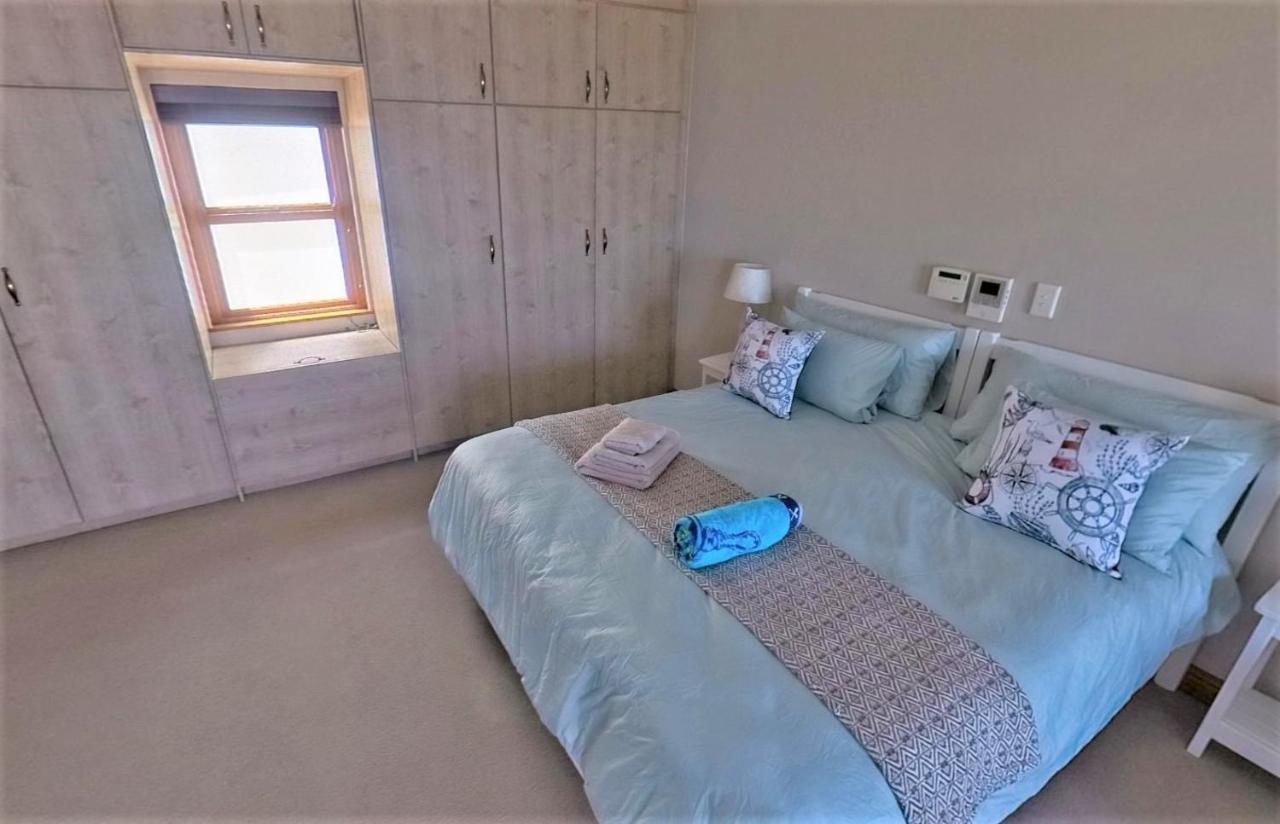 Blaauw Village Guest House Bloubergstrand Buitenkant foto
