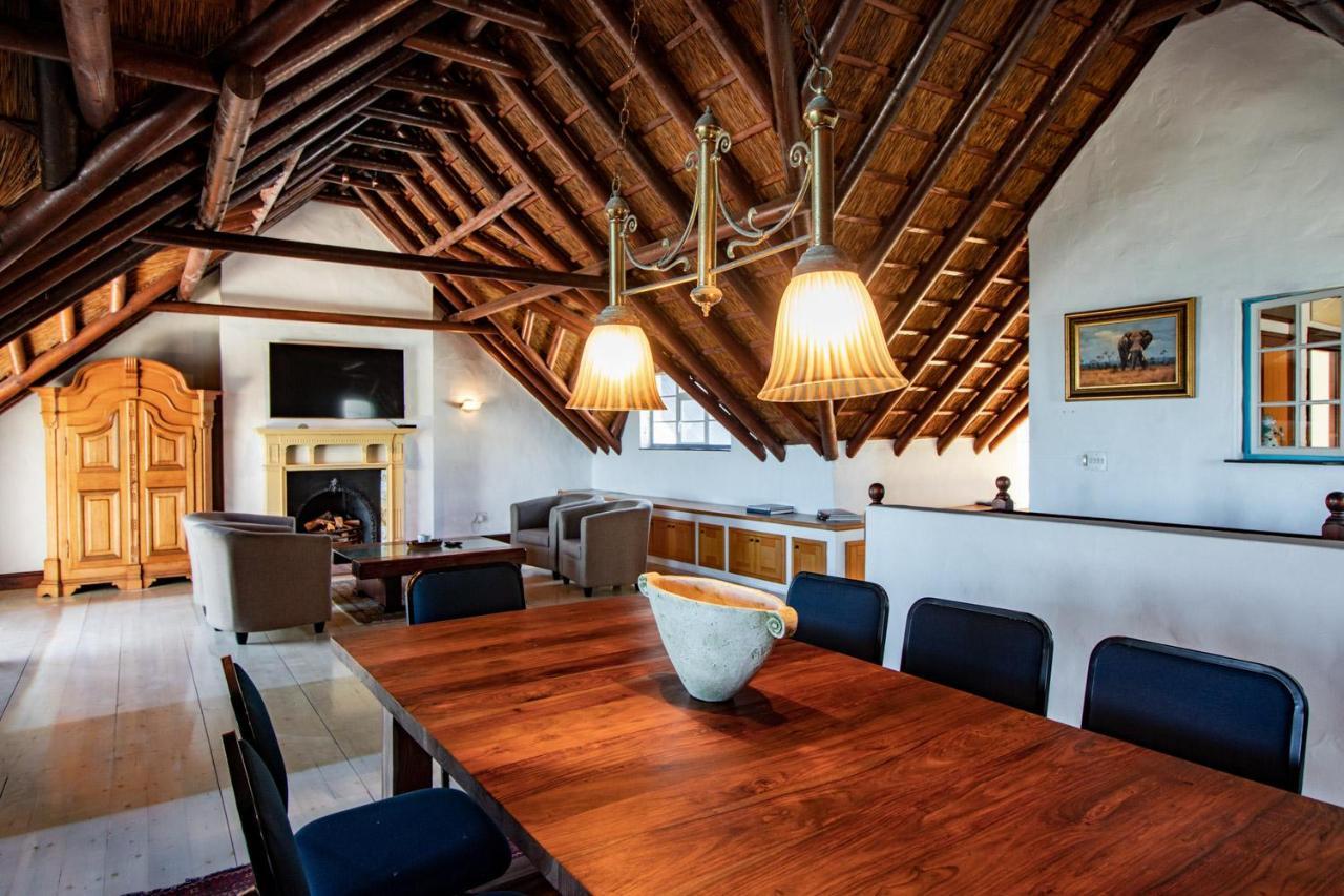 Blaauw Village Guest House Bloubergstrand Buitenkant foto